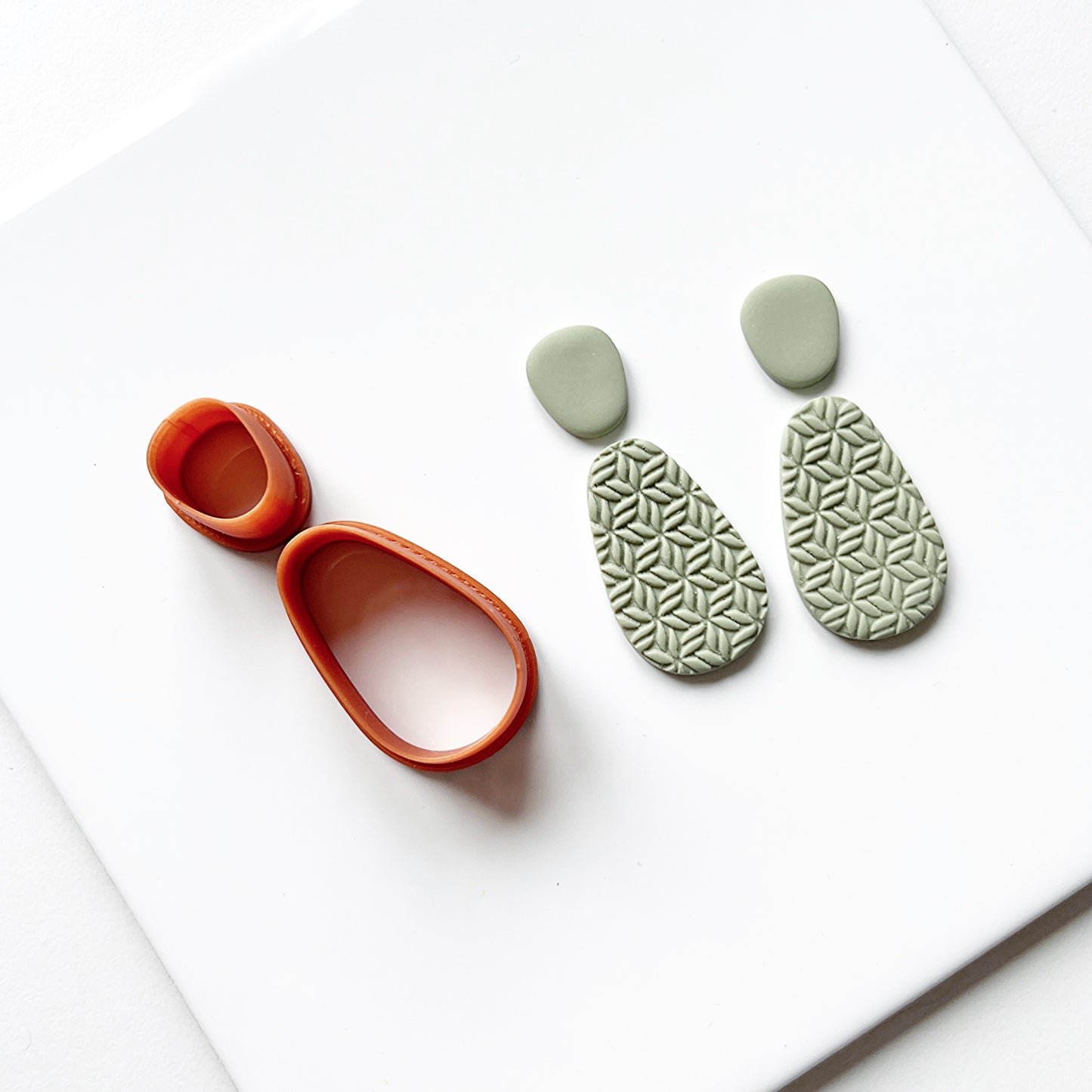Liah cutter