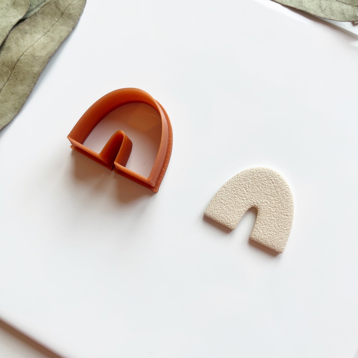Arch cutter