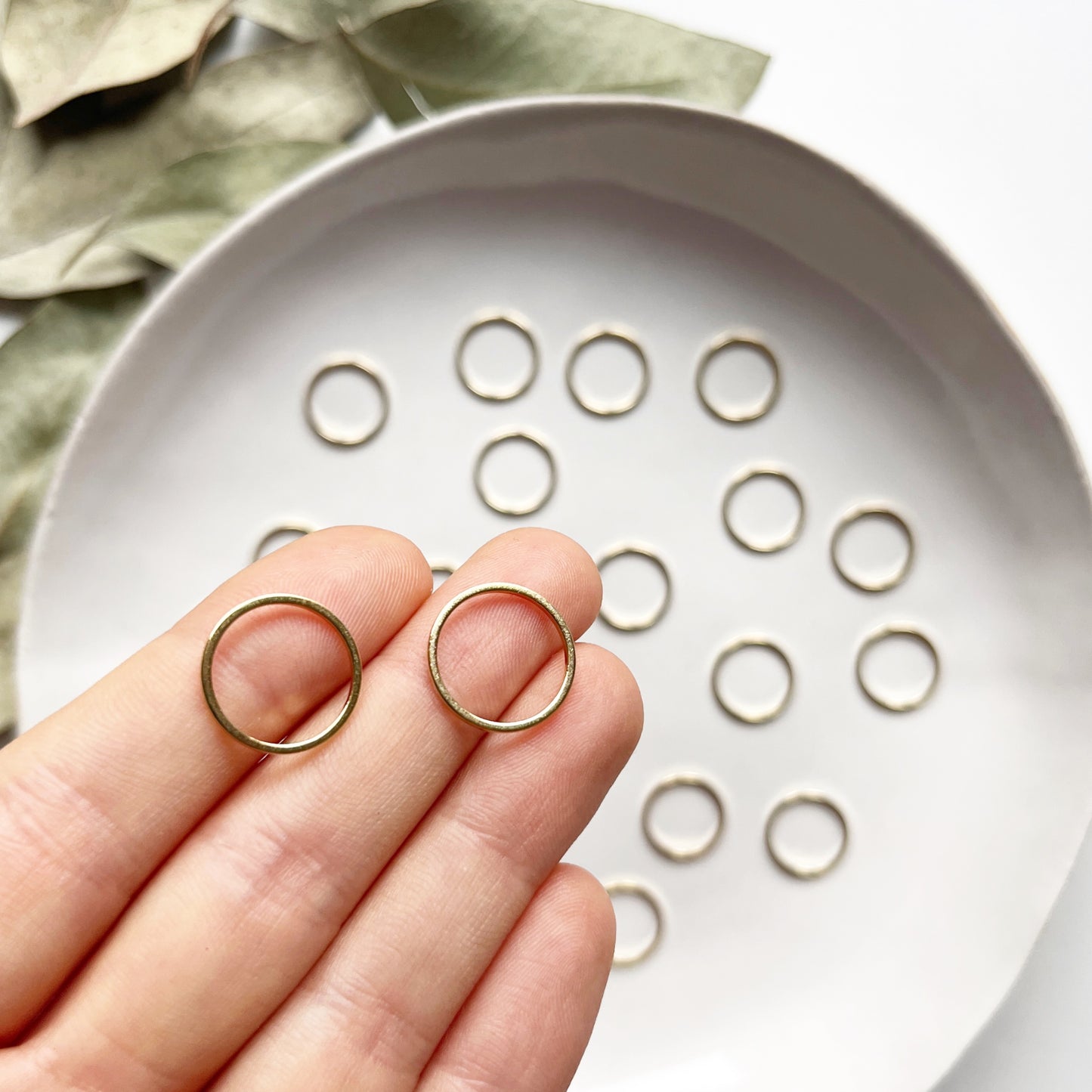 Hanger ring goud