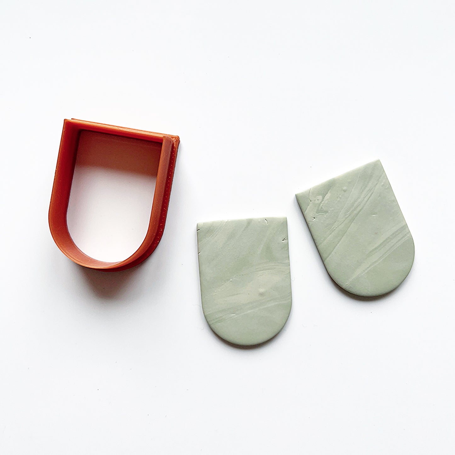 Axelle cutter