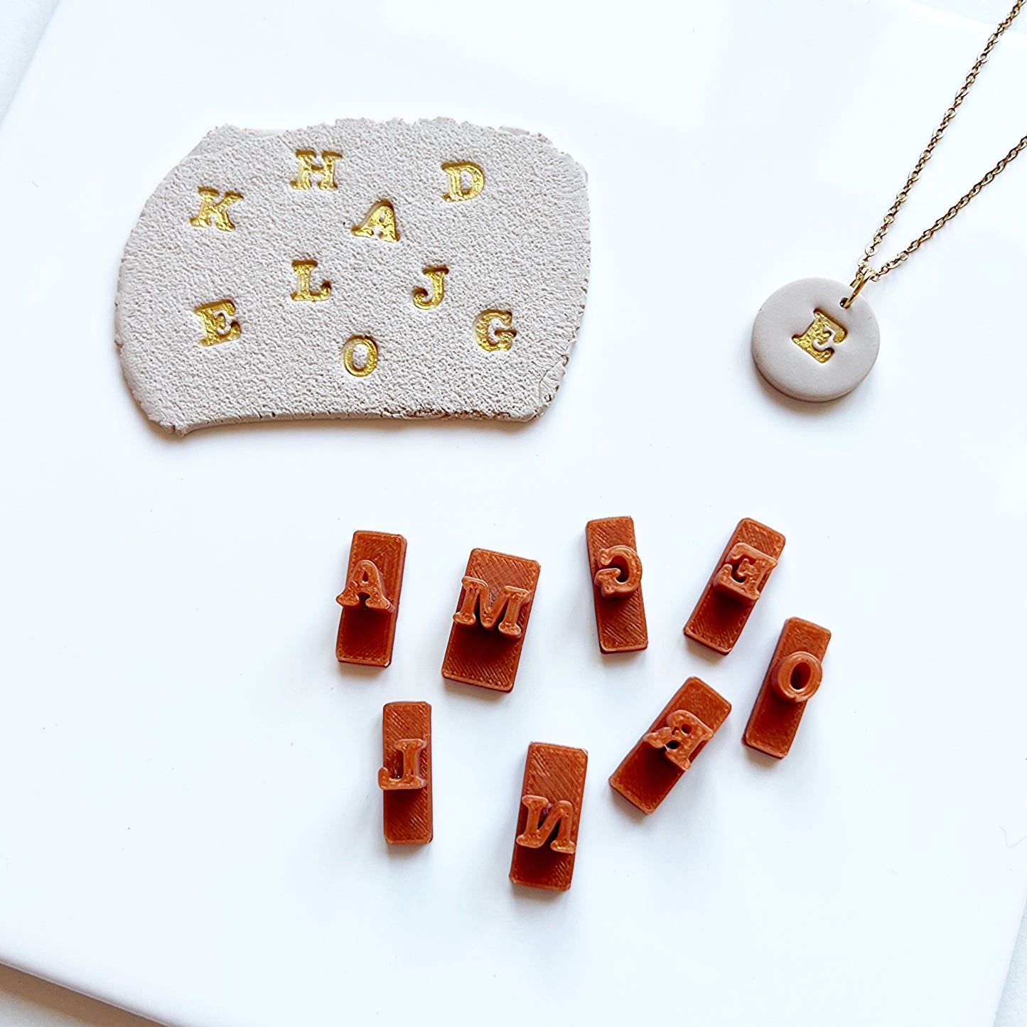 Letter stempels