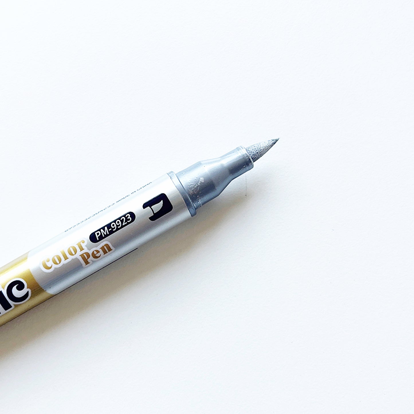 Acryl stift goud en zilver