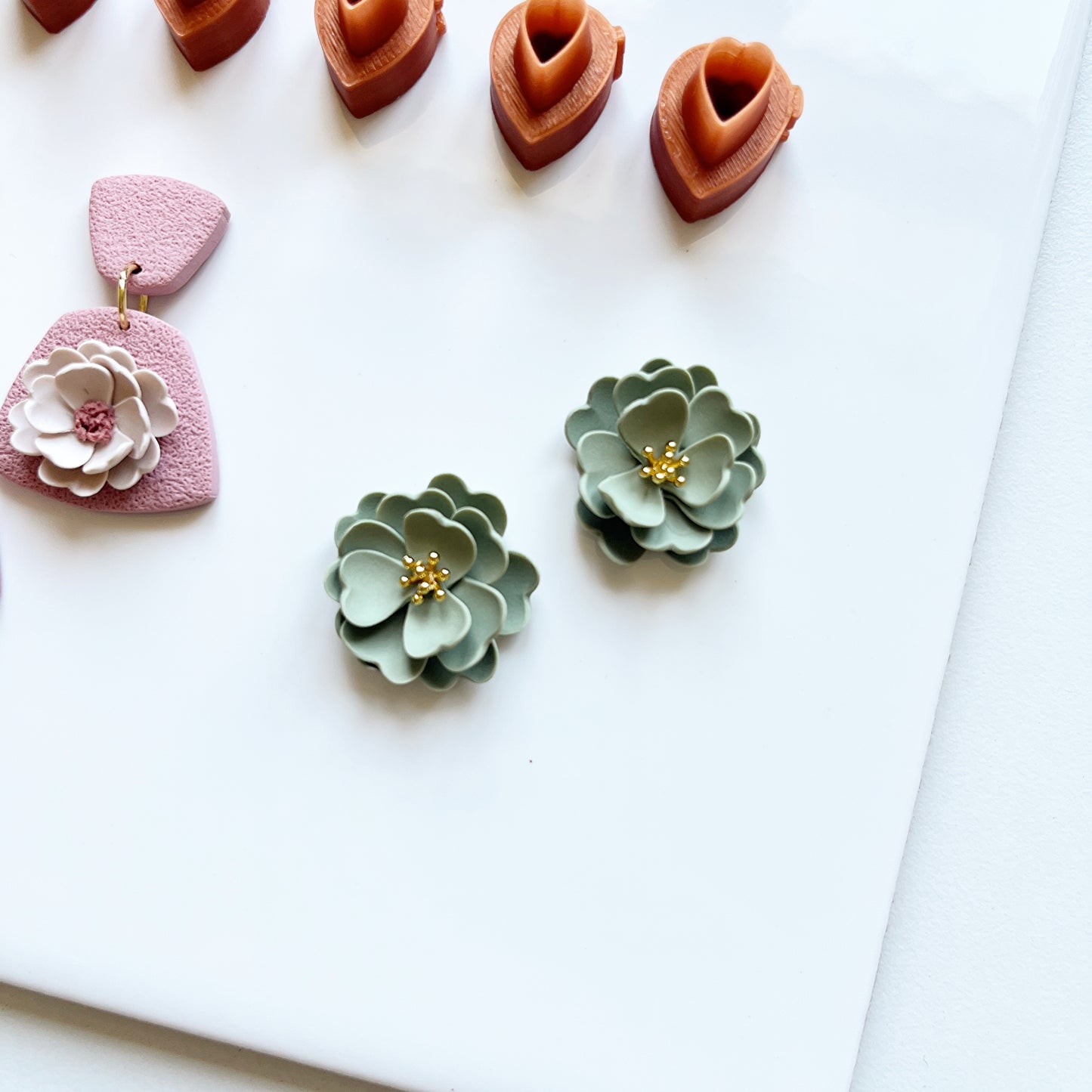 Flower microcutters set 2