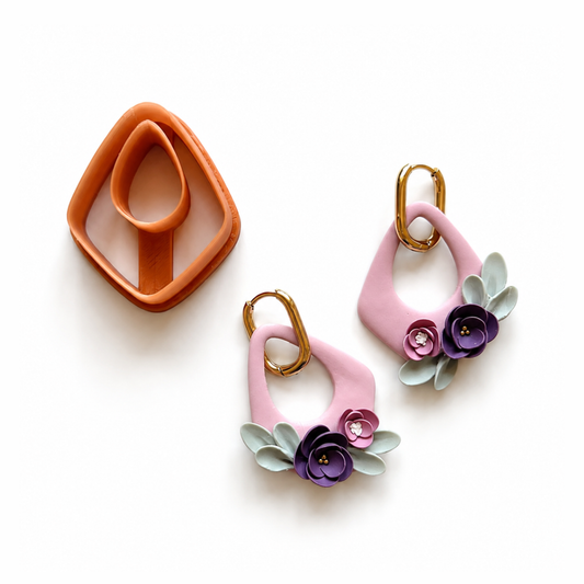 Cleo cutter, roze polymeerklei oorbellen met bloemen