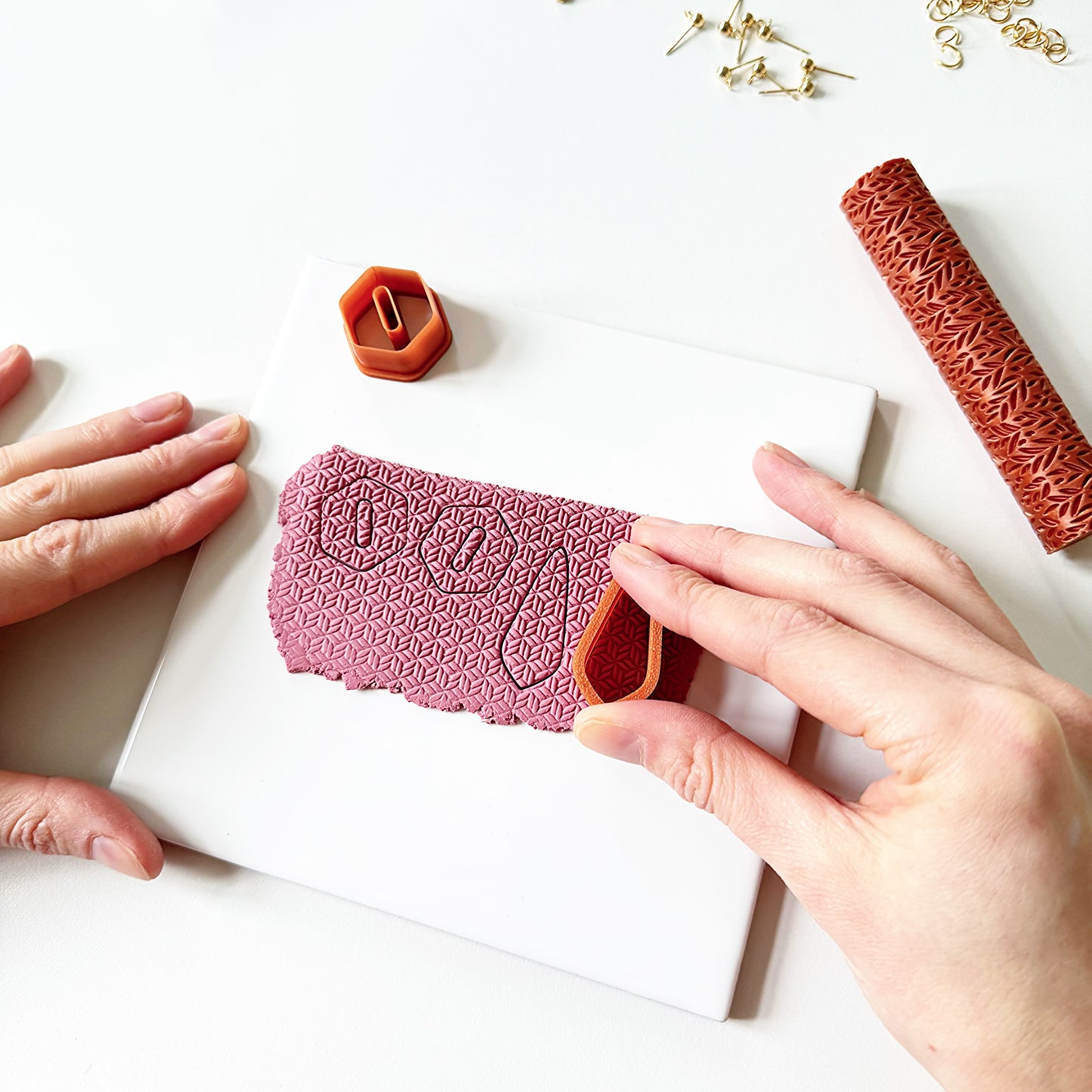 Online workshop ‘oorbellen maken uit polymeerklei’