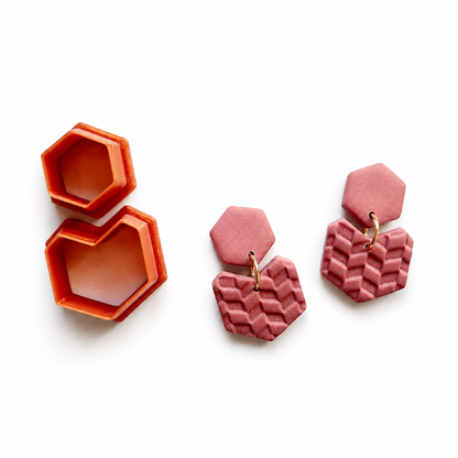 Kleine geometrische polymeerklei oorbellen gemaakt met de Giselle cutter