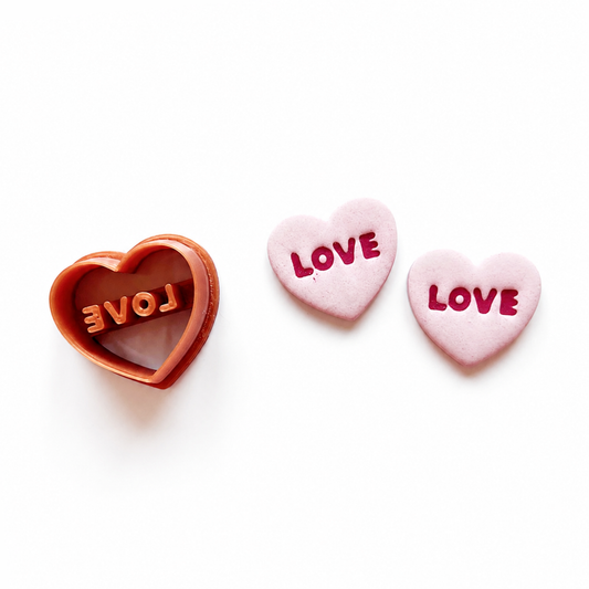 polymeerklei oorbellen gemaakt met de hartje love cutter