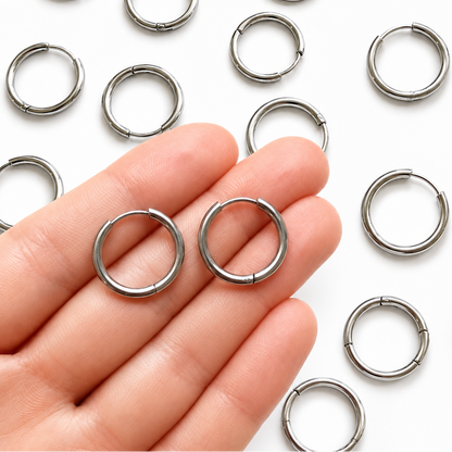 Huggies rond zilver op hand