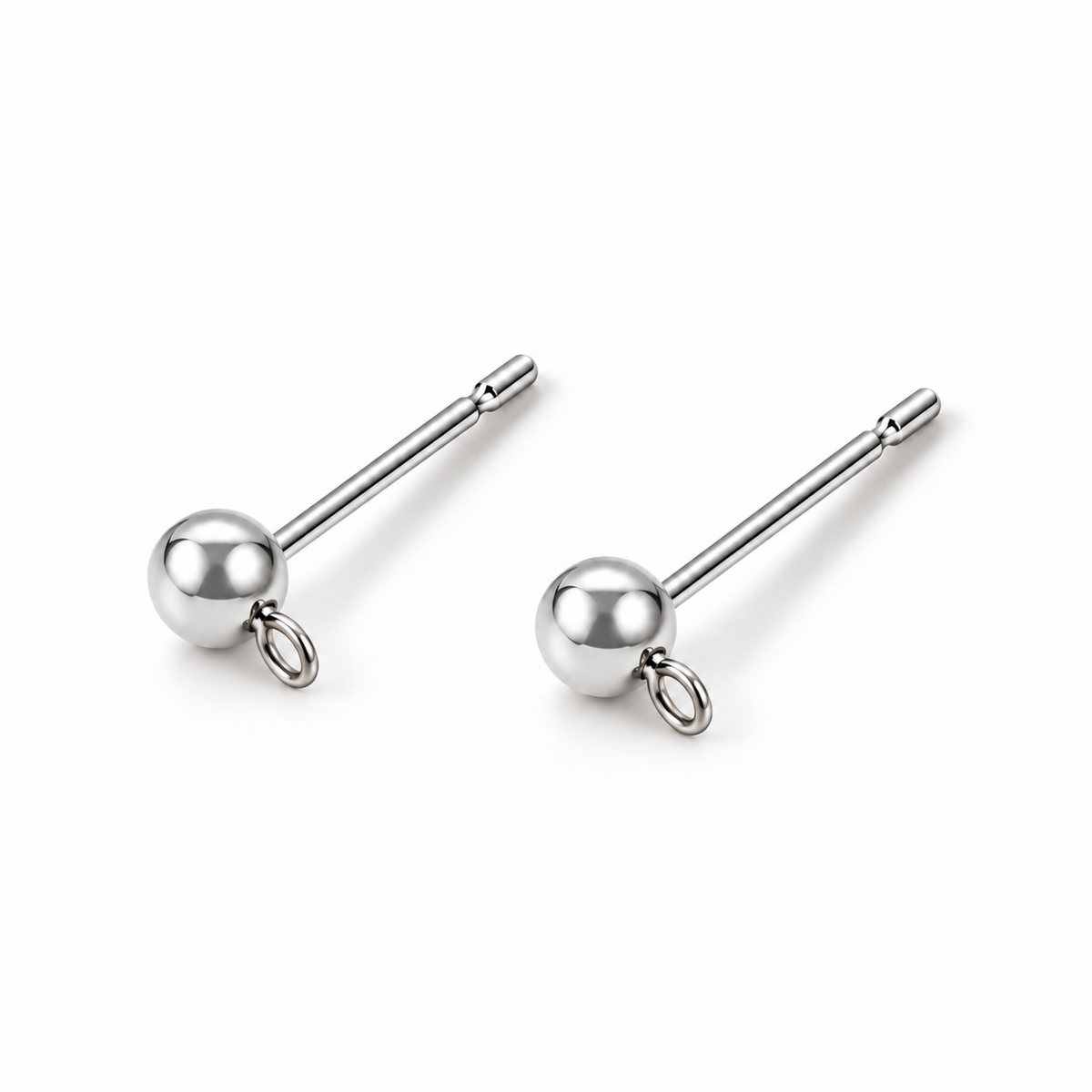 Oorsteker met bolletje zilver