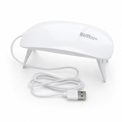 Wit compact UV-lampje met USB-aansluiting voor het uitharden van resin