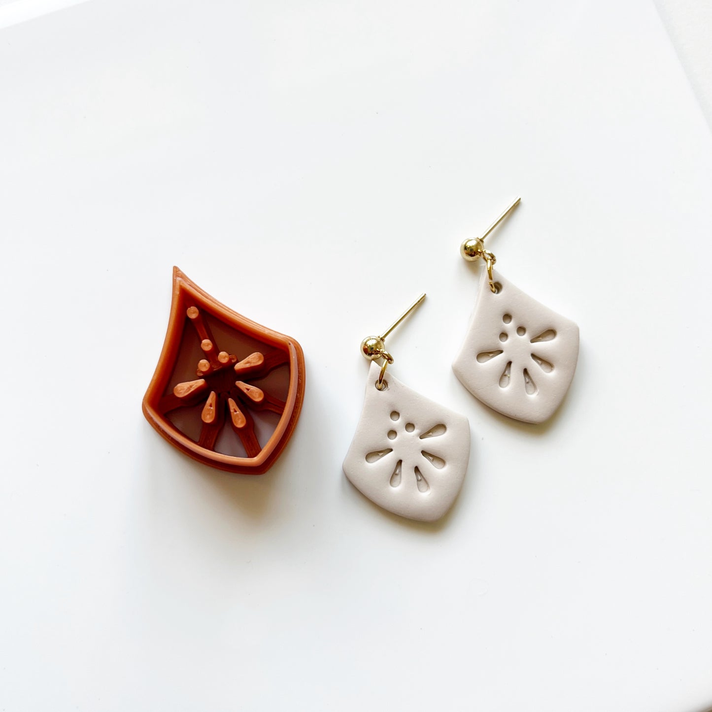 Juna cutter